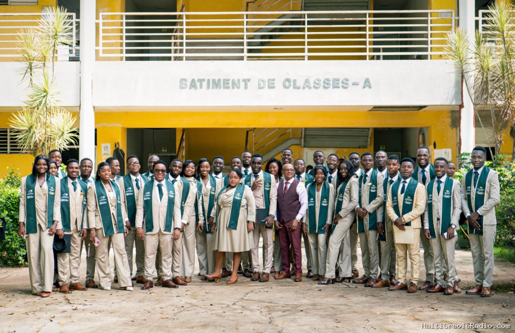 43 nouveaux médecins diplômés à Limonade interpellent les autorités sur leur avenir professionnel