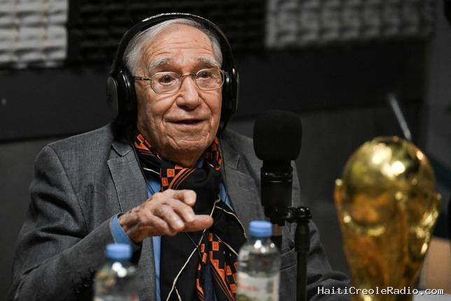 À 91 ans, le commentateur sportif argentin Macaya Márquez s’attelle à sa 18e Coupe du monde