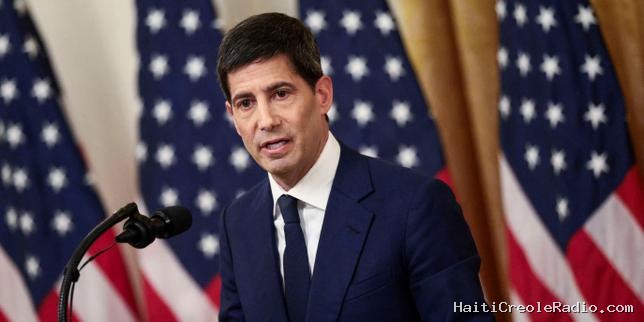 A la Fed, premier dilemme pour Kevin Warsh : baisser les taux pour contenter Donald Trump, ou les relever pour tenter de contenir l’inflation