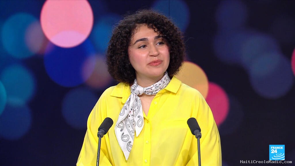 À l'Affiche séries : la jeunesse iranienne en exil, le succès "Off Campus" et le retour des dragons