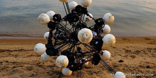 Argus, le robot sphérique à 20 jambes qui peut se déplacer dans toutes les directions, sans perdre le nord