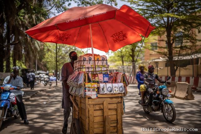 Au Mali, une campagne pour l’excision suscite un débat national