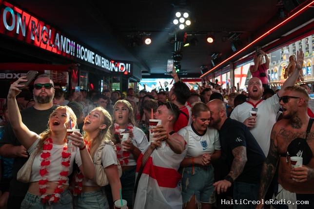 Au Royaume-Uni, le monde de la nuit mise gros sur la Coupe du monde