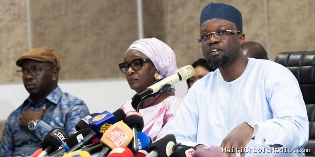Au Sénégal, le Pastef fait bloc autour d’Ousmane Sonko, contre les « traîtres »