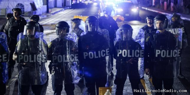 Aux Etats-Unis, la mortalité des personnes détenues par ICE au plus haut, selon deux ONG ; l’administration Trump dément