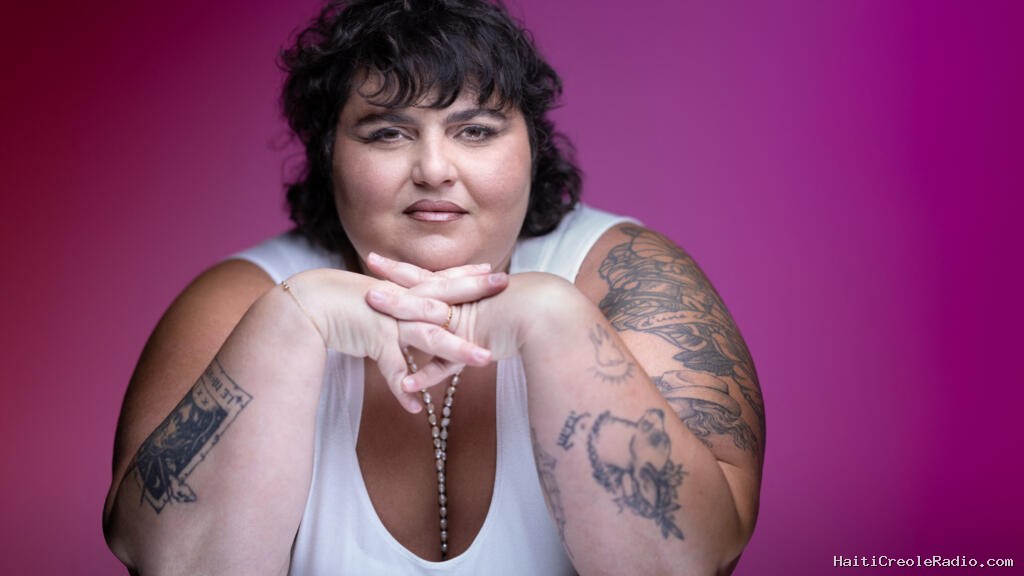 Barbara Butch, militante de l'amour face à la haine en ligne