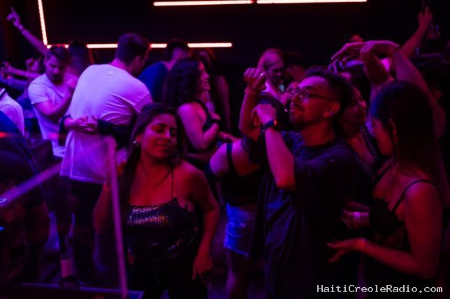 Bienvenue au Perro Negro, le temple colombien du reggaeton