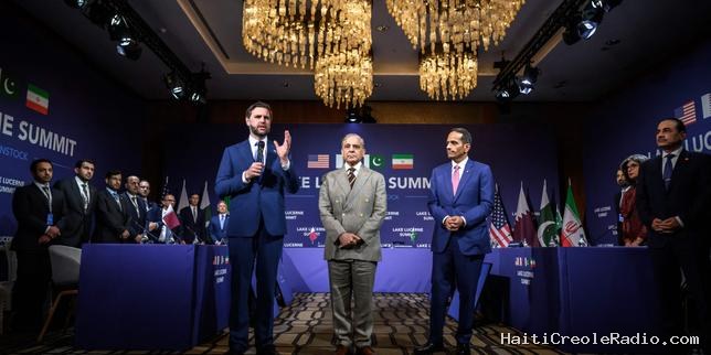 « C’est une rencontre historique » : les images des pourparlers entre l’Iran et les Etats-Unis