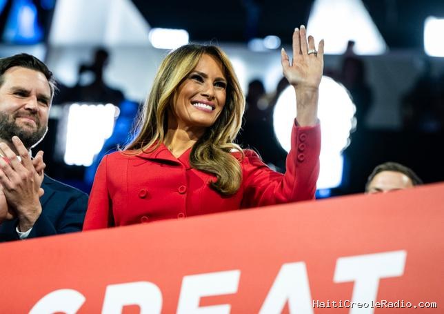 Comme Donald Trump, J. D. Vance et Melania Trump ont vu leur fortune grimper