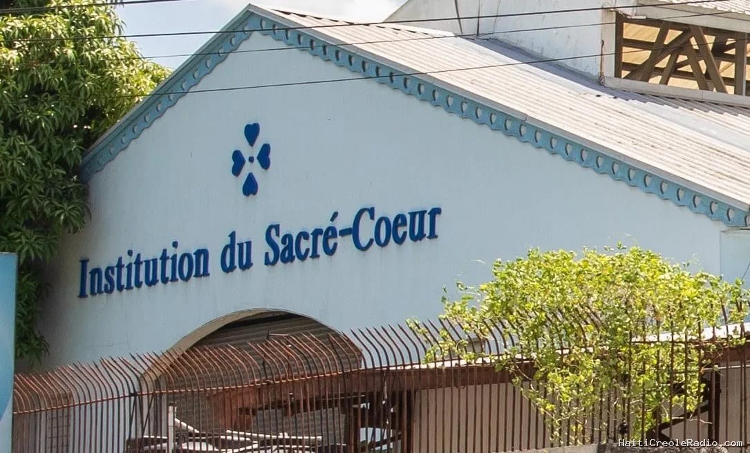 Congrégation des filles de la Sagesse : élan d’hostilité entre des écolières de deux œuvres éducatives