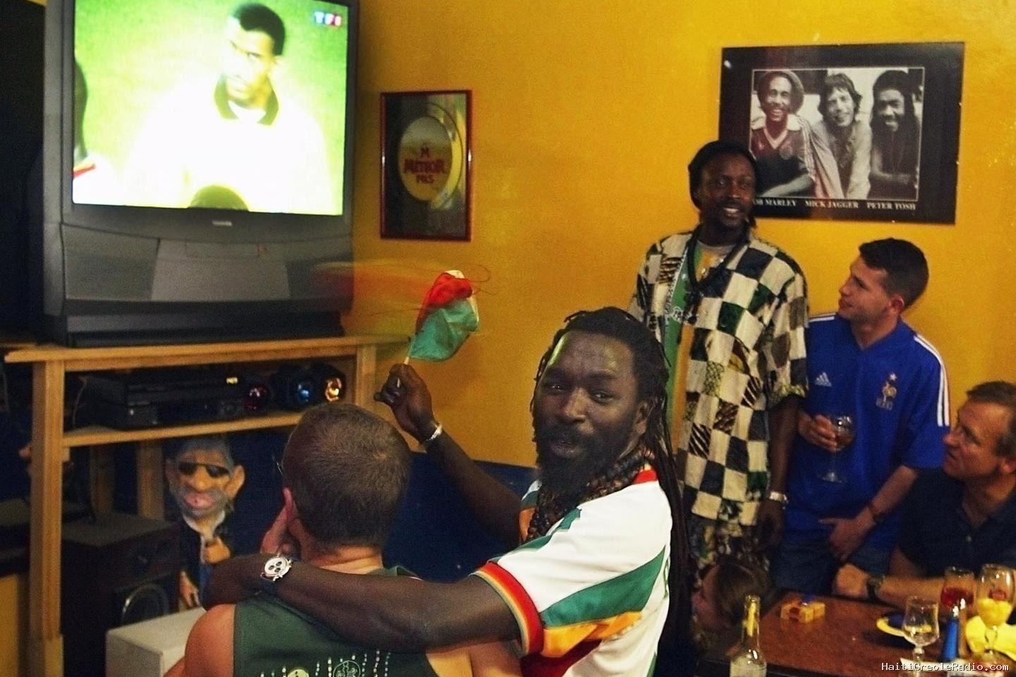 Coupe du monde 2026 : avant France-Sénégal, récit d’une nuit de mai 2002 où les « Lions de la Teranga ont mangé le Coq français »