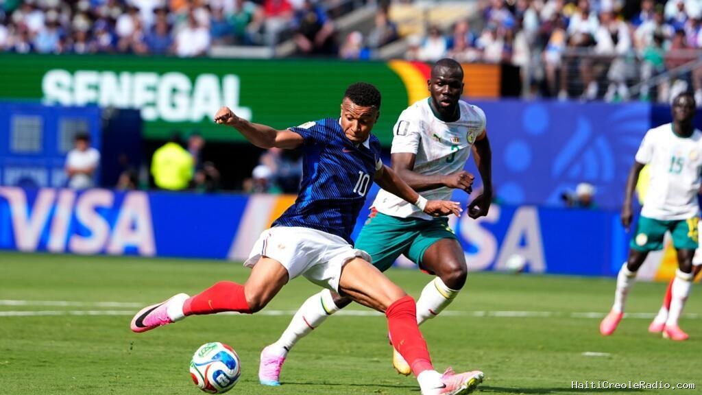 Coupe du monde 2026: en manque de réalisme, le Sénégal puni par Mbappé