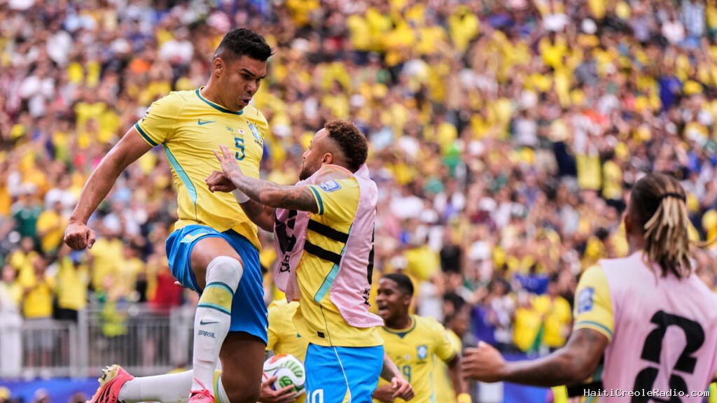 Coupe du monde 2026: le Brésil fait craquer le Japon dans les dernières secondes et file en 8es