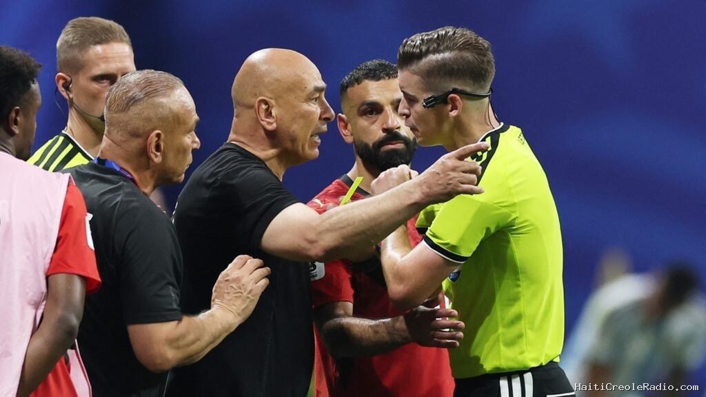 Coupe du monde 2026: l'Égypte demande l'exclusion de l'arbitre français François Letexier
