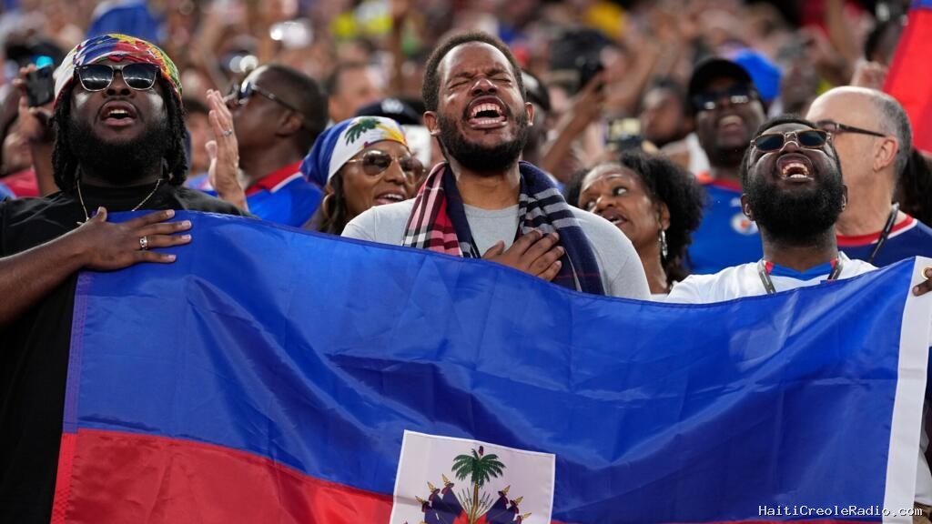 Coupe du monde 2026: les larmes et la fierté des supporters après l’élimination d'Haïti