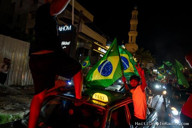 Coupe du monde : au Liban, une “passion débordante” pour l’équipe du Brésil