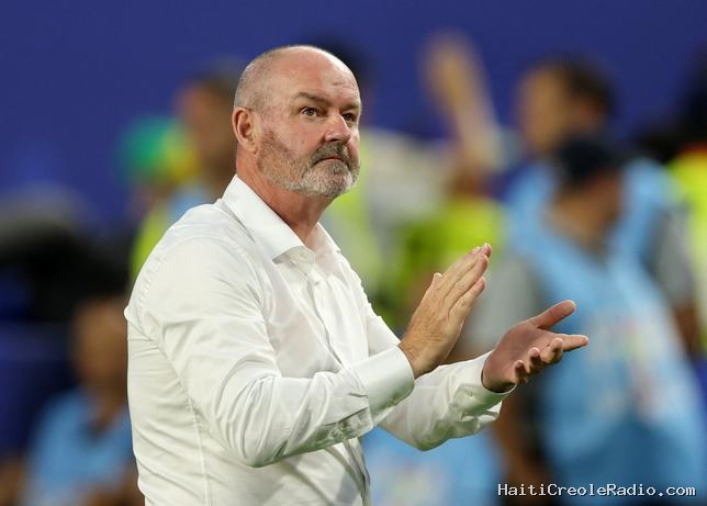 Coupe du monde : l’entraîneur de l’Écosse démissionne après l’élimination de son équipe