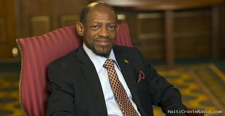 Crise haïtienne – Mission « Facts-Finding » : l’ancien premier ministre Denzil Douglas rencontre des acteurs haïtiens