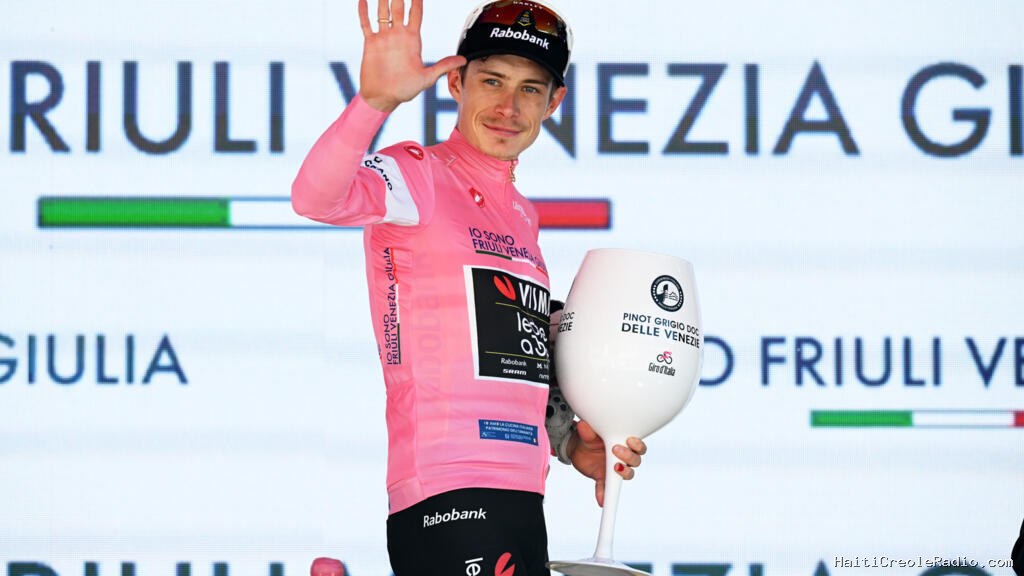 Cyclisme: Jonas Vingegaard en route pour un premier sacre au Tour d'Italie