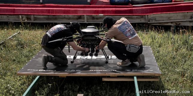 Dans l’ouest de l’Ukraine, week-end de détente autour d’une course de drones pour des soldats venus du front