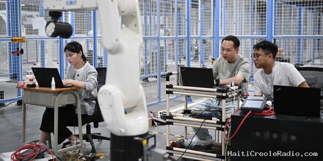 Dans le sud de la Chine, l’IA donne un coup de fouet aux usines