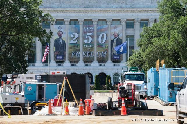 Désertée par les musiciens, la fête des 250 ans tourne-t-elle au “fiasco” pour Trump ?