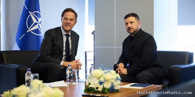EN DIRECT, guerre en Ukraine : à Ankara, Volodymyr Zelensky a évoqué avec Mark Rutte, le secrétaire général de l’OTAN, la nécessité de livraisons urgentes de missiles pour la défense aérienne ukrainienne