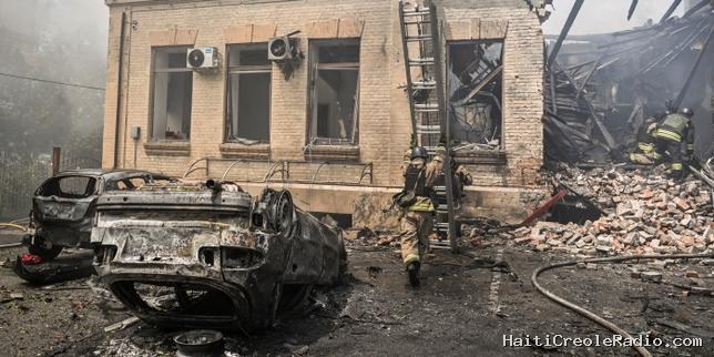 EN DIRECT, guerre en Ukraine : au moins 16 personnes blessées dans des attaques russes sur l’oblast de Zaporijia