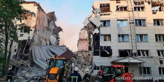 EN DIRECT, guerre en Ukraine : Kiev a bombardé un collège dans l’oblast de Louhansk, annexé par la Russie ; quatre morts et 40 blessés, selon les autorités russes