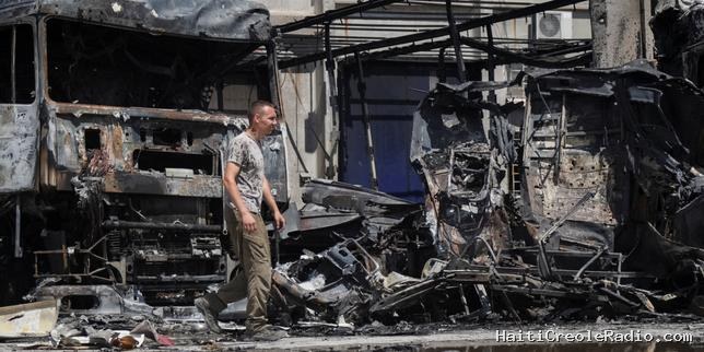 EN DIRECT, guerre en Ukraine : le bilan des frappes russes de mardi s’élève à quatorze morts