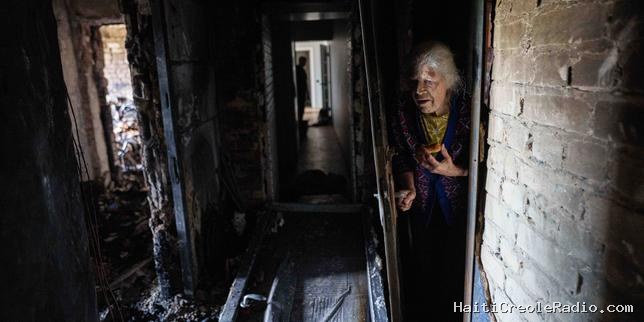 EN DIRECT, guerre en Ukraine : une dizaine de morts dans des frappes russes, la cathédrale de la Dormition touchée, les réactions internationales se multiplient