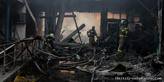 EN DIRECT, guerre en Ukraine : Volodymyr Zelensky affirme que la Russie a utilisé un missile Orechnik lors d’une attaque massive contre Kiev cette nuit