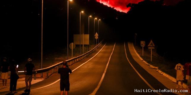 En Espagne, 2 200 hectares parcourus par les flammes près de la Costa Brava