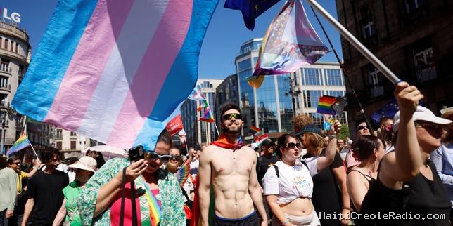 En Hongrie, la police affirme n’avoir « aucune raison » d’interdire la Marche des fiertés à Budapest prévue en juin