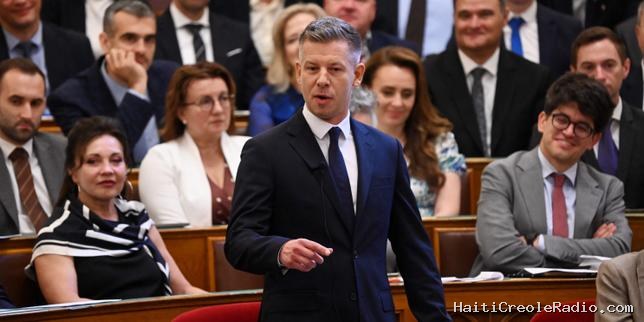 En Hongrie, Péter Magyar lance l’« opération purgatoire » pour tourner la page de Viktor Orban