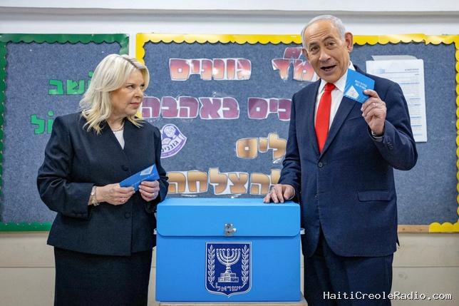 En Israël, de premières estimations serrées après une participation historique