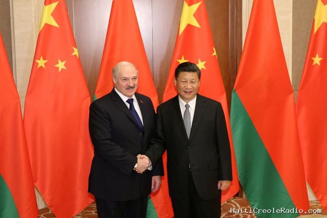 En Russie et en Chine, la diplomatie “à huis clos” d’Alexandre Loukachenko