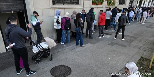Espagne : près de 1,2 million de demandes de régularisation déposées par des sans-papiers entre la mi-avril et le 30 juin