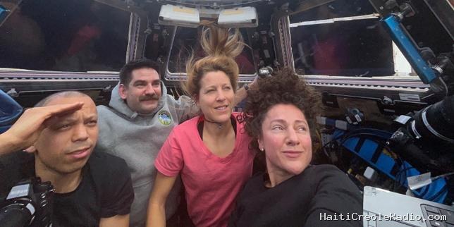 Fuite d’air à bord de l’ISS : la NASA a demandé aux astronautes de se mettre à l’abri temporairement dans leur vaisseau