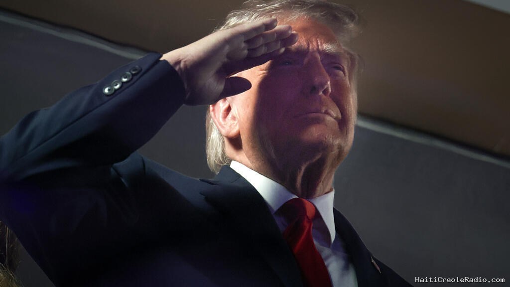 Hué à New York avant un match de la finale NBA, Trump assure qu'il s'agissait d'encouragements