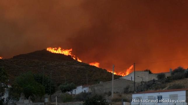 Incendie en Espagne : l’Andalousie confrontée à sa “plus grave catastrophe forestière et humaine”
