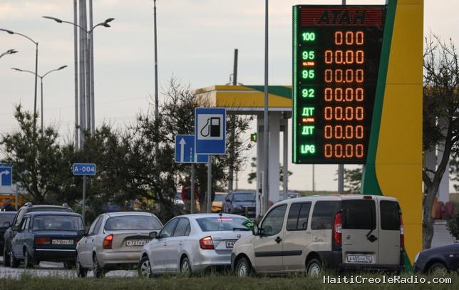 La Crimée, sous la menace d’un “blocus complet” de l’Ukraine, plonge dans la crise