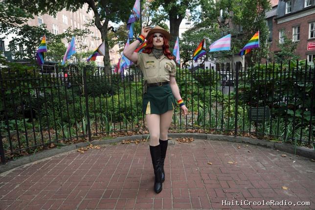 La drag-queen Pattie Gonia se bat pour le climat et contre le procès intenté par Patagonia