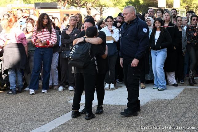 La fusillade dans un collège d’Aubagne, un acte “extrêmement rare en France”