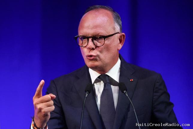 La pléthore de candidats à la présidentielle va-t-elle mener la France à sa perte ?