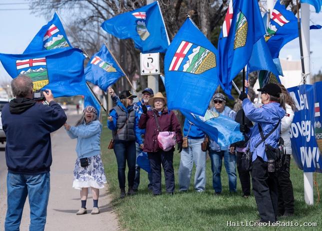 La province canadienne de l’Alberta risque-t-elle de “devenir le 51ᵉ État américain” ?