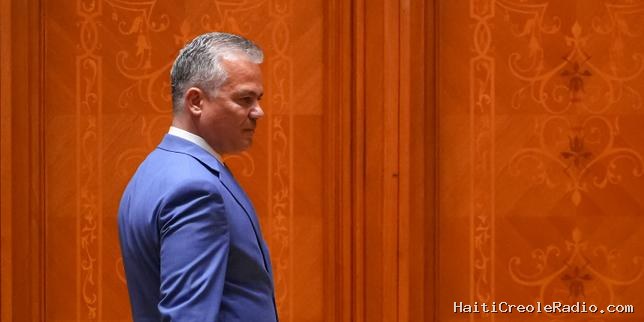 La Roumanie s’enfonce dans la crise politique, sur fond de montée de l’extrême droite