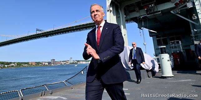 Le Canada choisit le groupe allemand TKMS pour construire sa nouvelle flotte de sous-marins militaires
