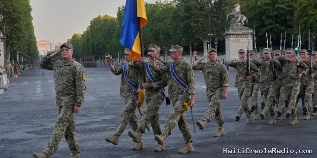 Le défile du 14-Juillet sera ouvert par 500 soldats étrangers de la coalition des volontaires