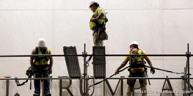 Le Kennedy Center retire le nom de Donald Trump de sa façade